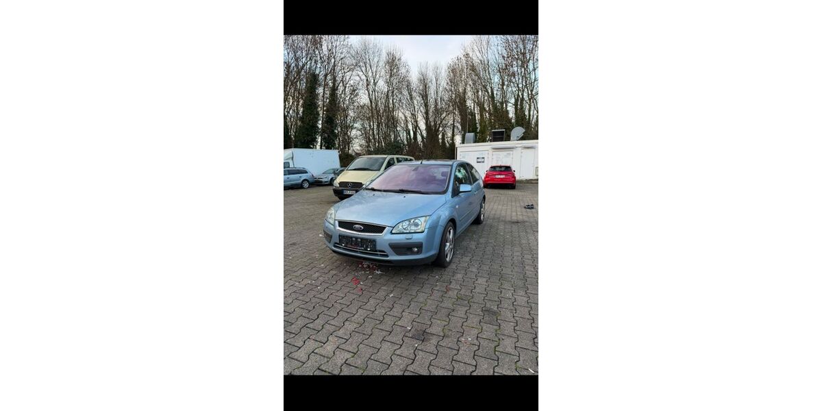 Ford Focus 119.000 km 1.700 &euro; Herne 44651