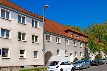 Wir renovieren für Sie! Neues Badezimmer mit Dusche!! 2 zimmer