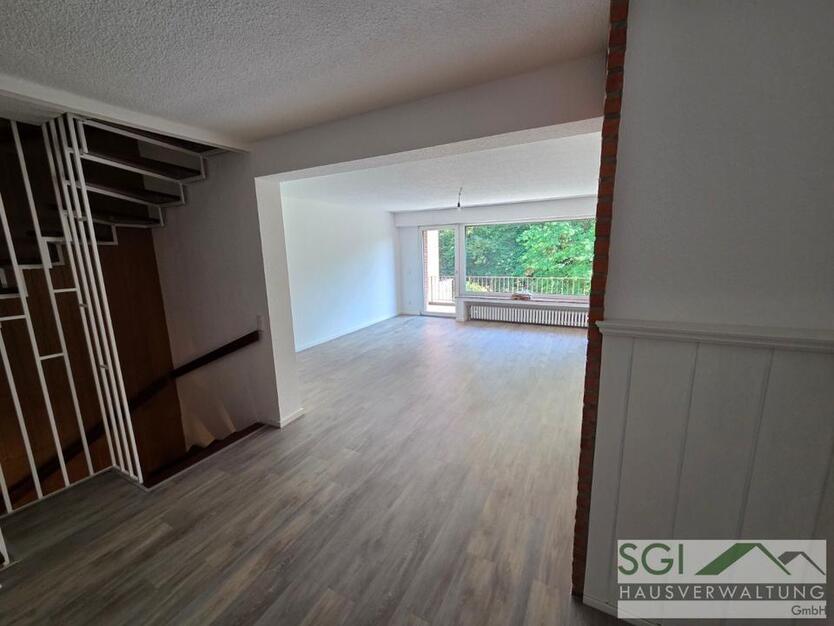 Vermietet wird ein gut geschnittenes Reihenmittelhaus in Mülheim
