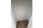 Helles 2-Zimmer-Apartment + Loggia, renoviert, offener Kochbereich, Wannenbad, neuer Boden, Aufzug
