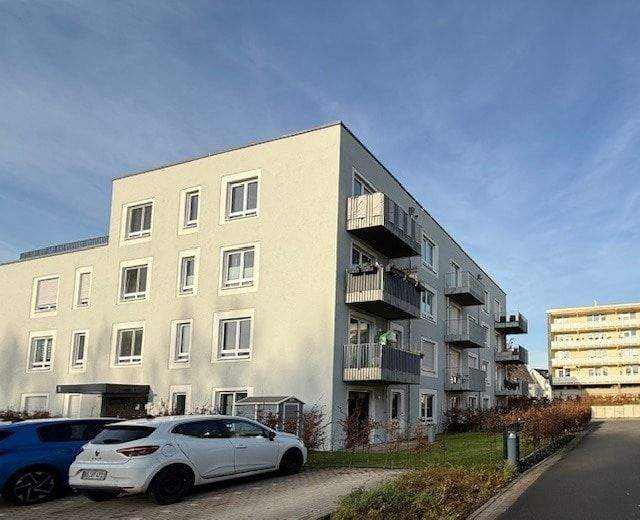 Moderne, barrierefreie Wohnung mit Balkon in guter Lage! KFW 55 4 zimmer