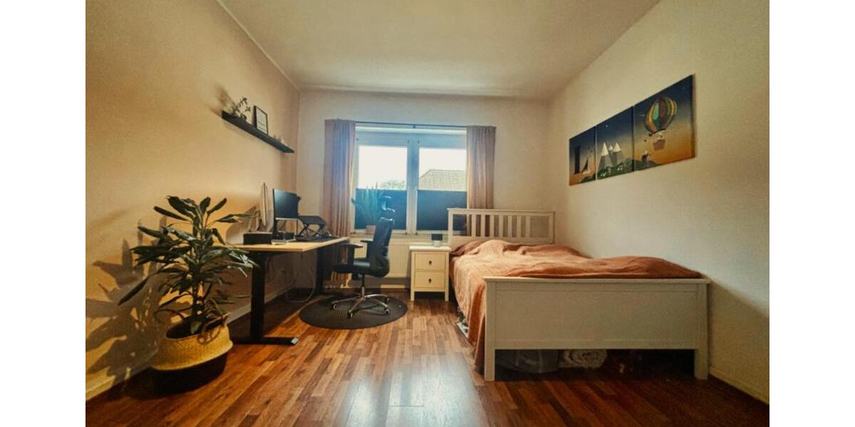 Etagenwohnung Essen Stadtbezirk II - 3 Zimmer, 97 m&sup2;, 1.095&euro; | Angebot:25394270
