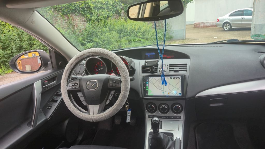 Mazda 3 200.000 km 3.500 &euro; Gelsenkirchen 45881
