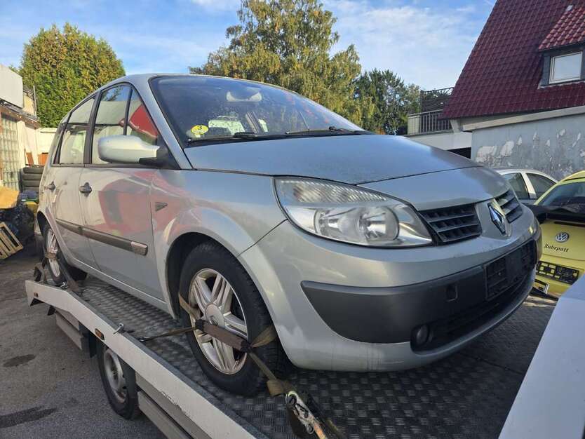 Renault Scenic 180.000 km 790 € Dortmund 44287