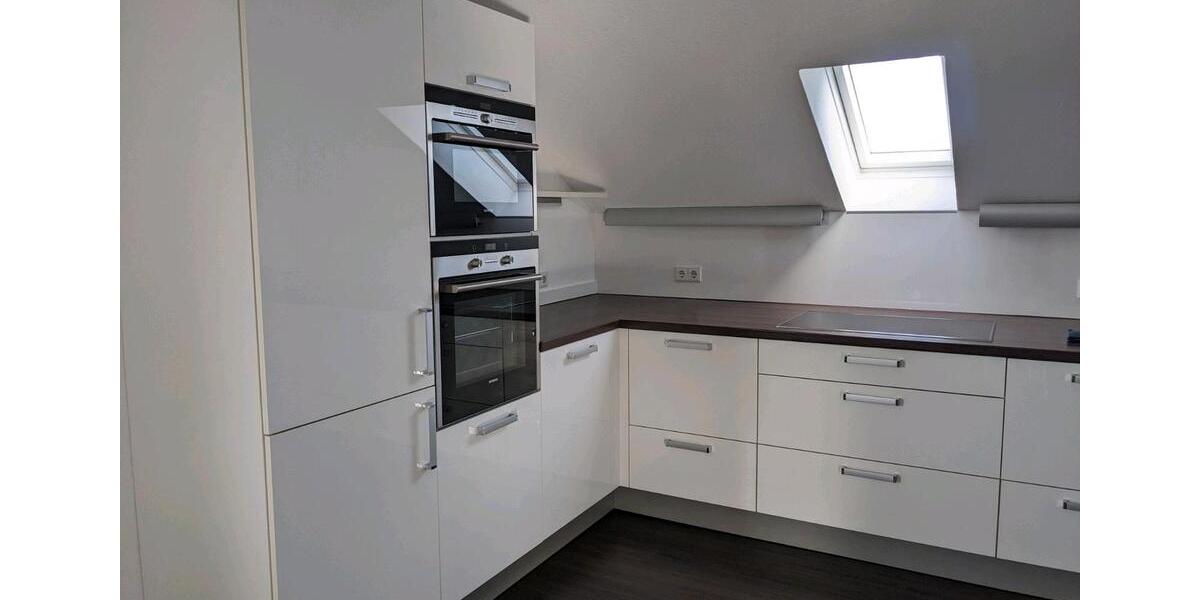 Dachgeschoßwohnung Dortmund Aplerbeck - 2.5 Zimmer, 100 m&sup2;, 900&euro; | Angebot:27552015