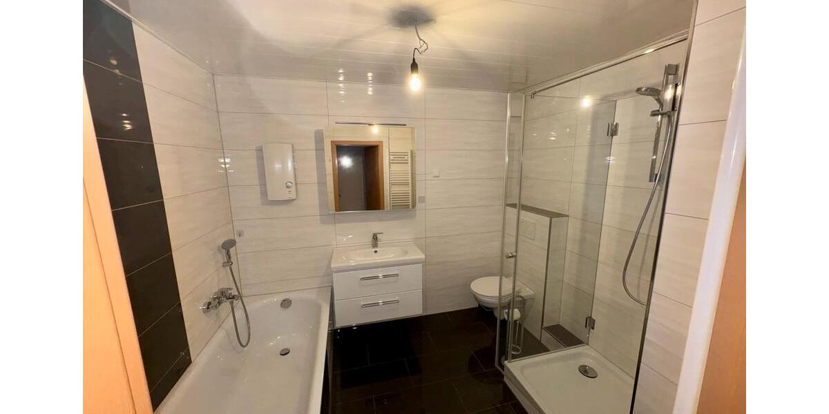 Mehrfamilienhaus in einzigartiger Lage, ideal für große Familien 10 zimmer