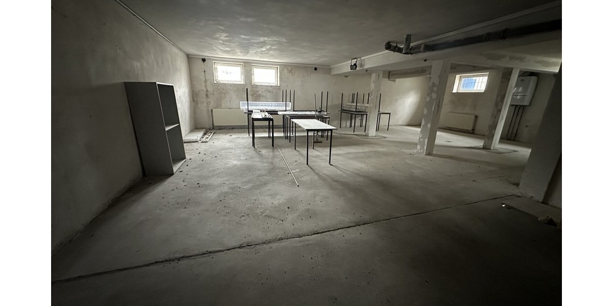 Gewerbeeinheit - Ideal für Lager, Vereine oder Hobbyzwecke 3 zimmer