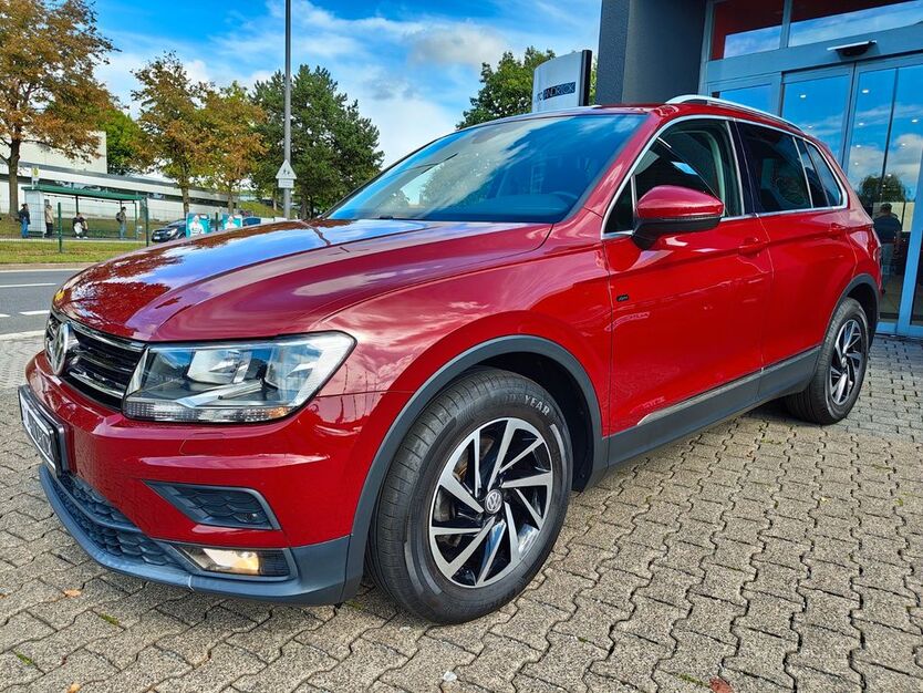 VW Tiguan 97.864 km 21.990 € Remscheid 42855