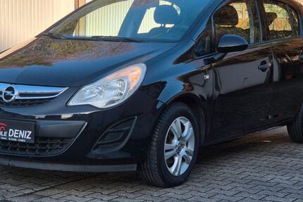 Opel Corsa 179.342 km 2.999 &euro; Lünen 44532
