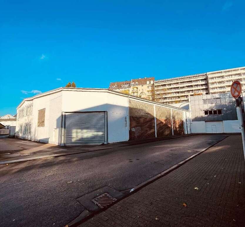 Halle in Wuppertal 2.950.000 € 3276 m²