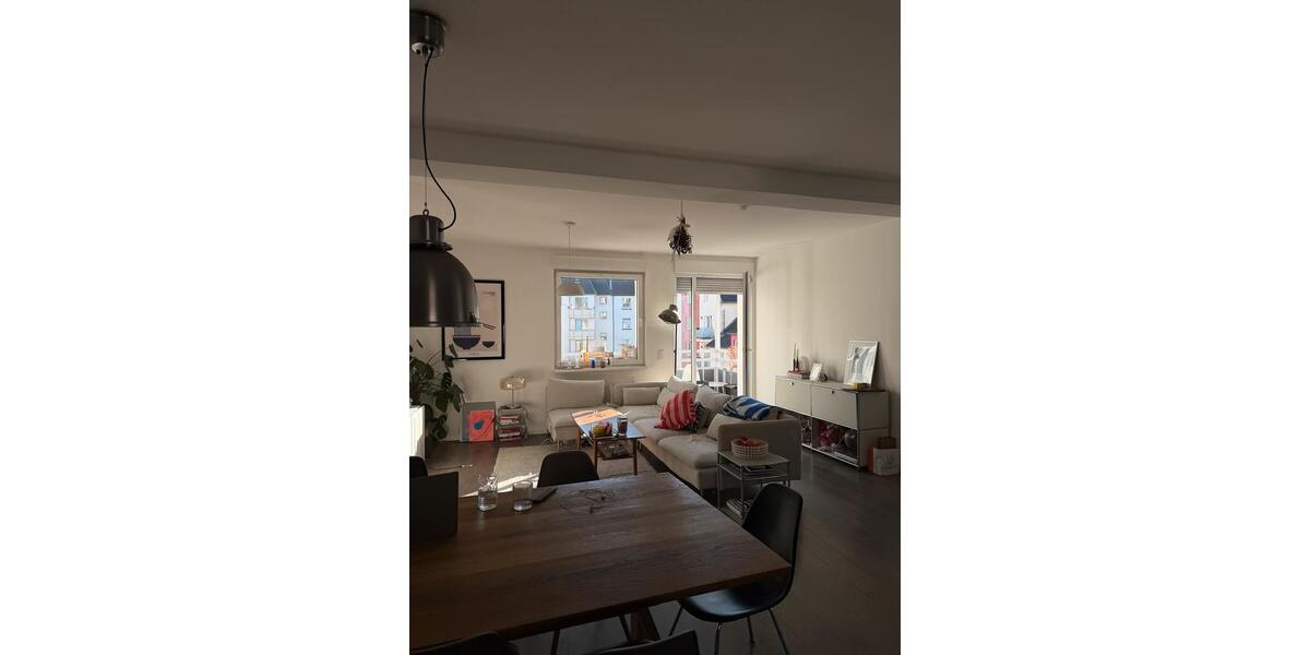 Etagenwohnung Essen Stadtbezirk II - 2.5 Zimmer, 83 m&sup2;, 1.240&euro; | Angebot:25749518