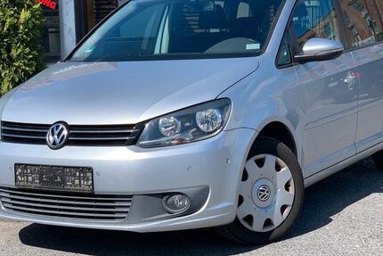 VW Touran 207.822 km 2.900 € Gelsenkirchen 45884