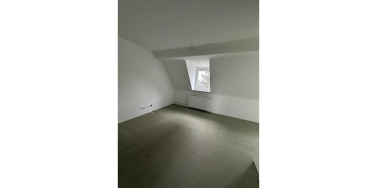 Dachgeschoßwohnung Bottrop - 2.5 Zimmer, 48 m&sup2;, 433&euro; | Angebot:25434223