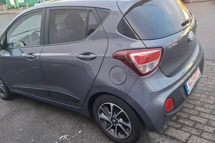Hyundai i10 93.000 km 6.990 &euro; wuppertal 42277
