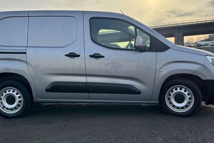 Opel Combo 162.000 km 7.900 &euro; Gelsenkirchen 45891