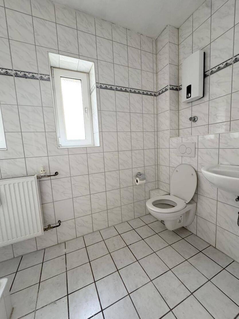 Großzügige 5-Zimmer-Wohnung mit 2 Bädern und Balkon - Ab sofort! 5 zimmer