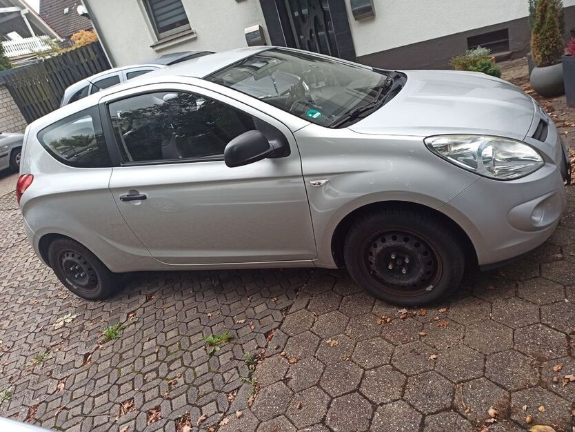 Hyundai i20 92.000 km 3.000 € Dortmund 44339