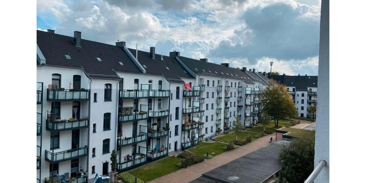 Charmante Altbauwohnung in guter Lage 4 zimmer