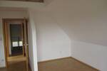 ruhige 1 ½ Zimmerwohnung, neue Einbauküche, einzugsfertig, schöne Aussicht.