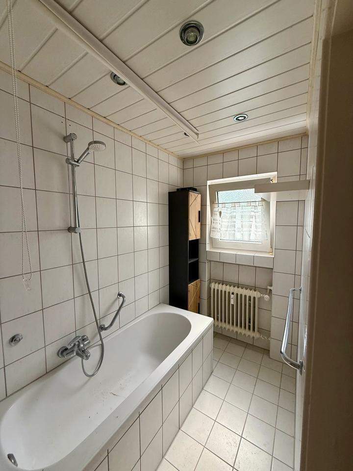 Familienfreundliches Wohnen: Haus mit Garten, Terrasse und Balkon