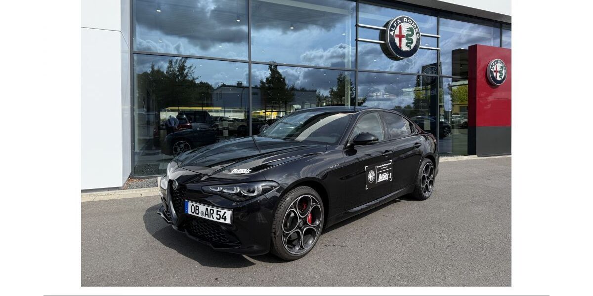 Alfa Romeo Giulia 15.990 km 42.490 &euro; Dortmund 44145
