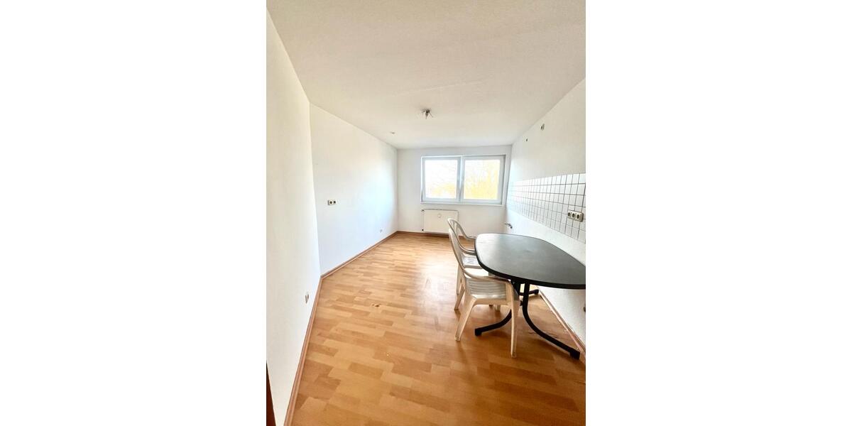 Dachgeschoßwohnung Essen Stadtbezirk III - 2 Zimmer, 73 m&sup2;, 143.000&euro; | Angebot:24840852
