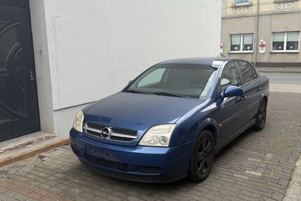 Opel Vectra 180.223 km 899 € Recklinghausen 45663