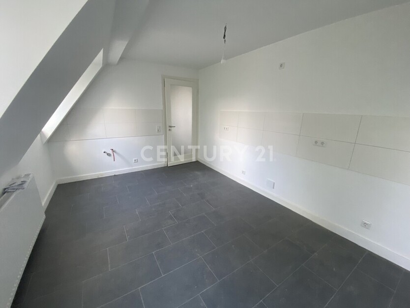 Besonderes Wohnflair im modernisierten Altbau 2 zimmer