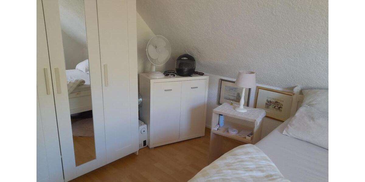 Dachgeschoßwohnung Herten Bertlich - 2 Zimmer, 36 m&sup2;, 290&euro; | Angebot:26662277