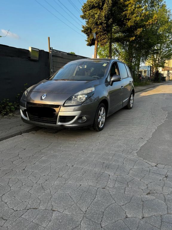 Renault Scenic 198.000 km 2.250 € Bottrop 46238