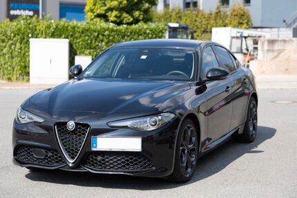 Alfa Romeo Giulia 74.000 km 24.500 € Oberhausen 46147