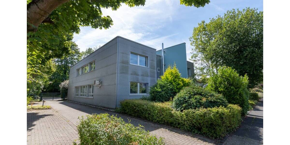 Provisionsfrei! Ca. 500 m² große Gewerbeeinheit (ehemals Labor + Büro) im Hagener- Lennetal 2 zimmer