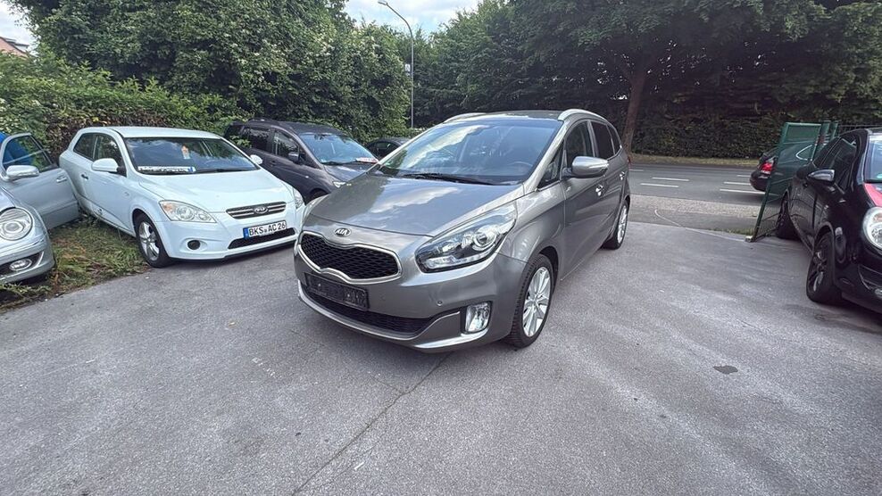 Kia Carens 119.000 km 8.790 € Wuppertal 42329