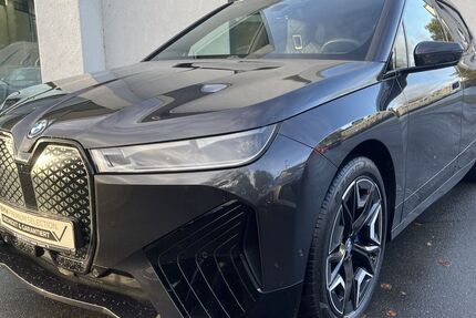 BMW iX 43.744 km 47.430 € Essen 45134