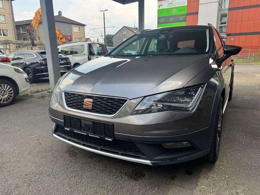 Seat Leon 211.000 km 9.990 € Mülheim Ruhr 45475