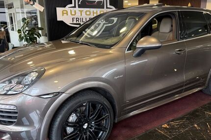 Porsche Cayenne 217.837 km 22.950 &euro; Essen 45139