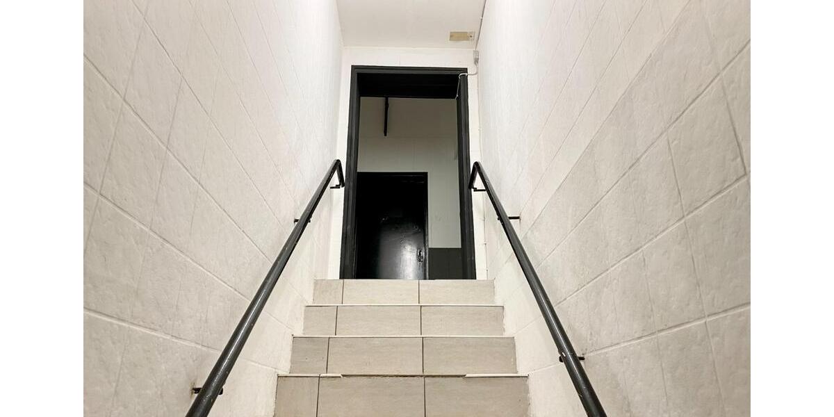 Ladenlokal Lager Büro in Dattelner Innenstadt - Stellplätze zimmer