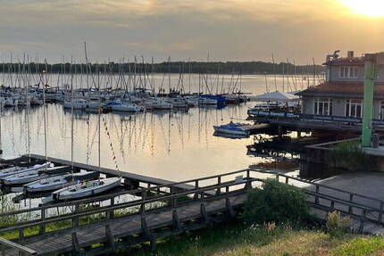 Traum direkt am Cospudener See - Wohnung mit Privateingang, Terrasse, Garten und PKW-Stellplatz