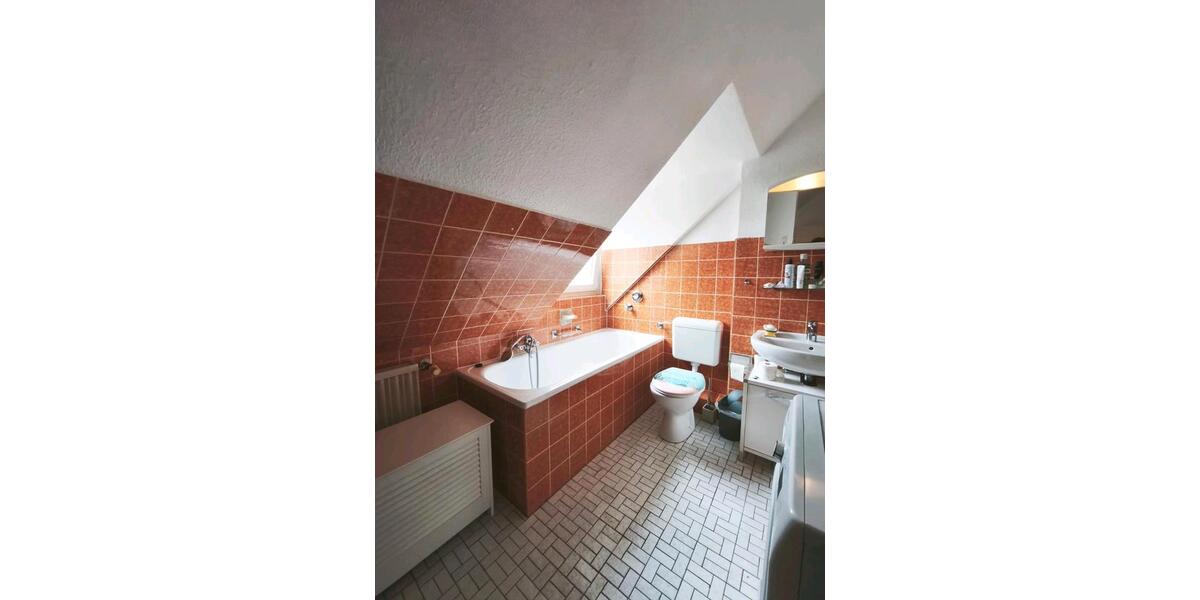 Dachgeschoßwohnung Herne Wanne-Bickern - 3 Zimmer, 55 m&sup2;, 105.000&euro; | Angebot:27438486