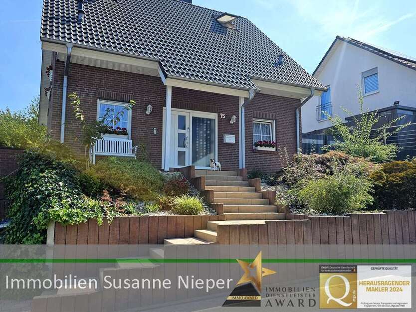 Haus zum Kaufen in Solingen 660.000 € 117.31 m²