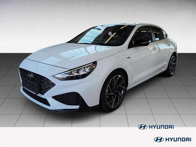 i30