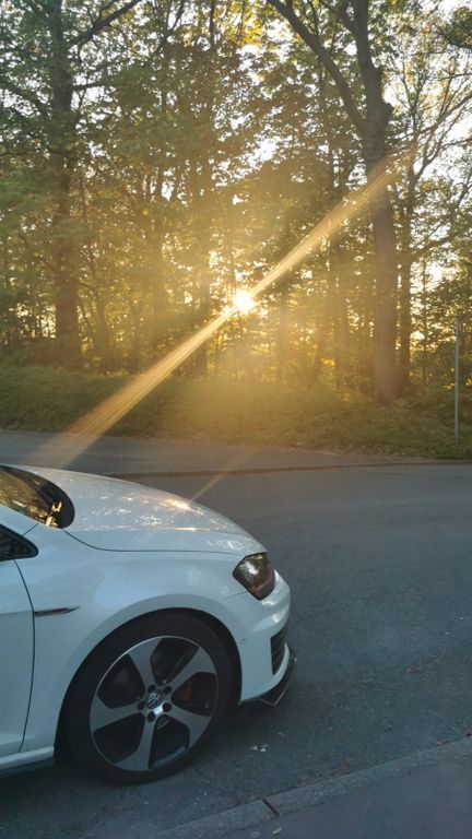VW Golf 177.000 km 14.599 € Wuppertal 42281