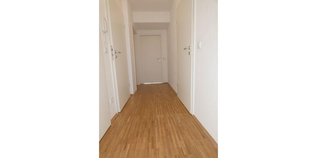 Dachgeschoßwohnung Essen Stadtbezirk IV - 3 Zimmer, 70 m&sup2;, 737&euro; | Angebot:26464148