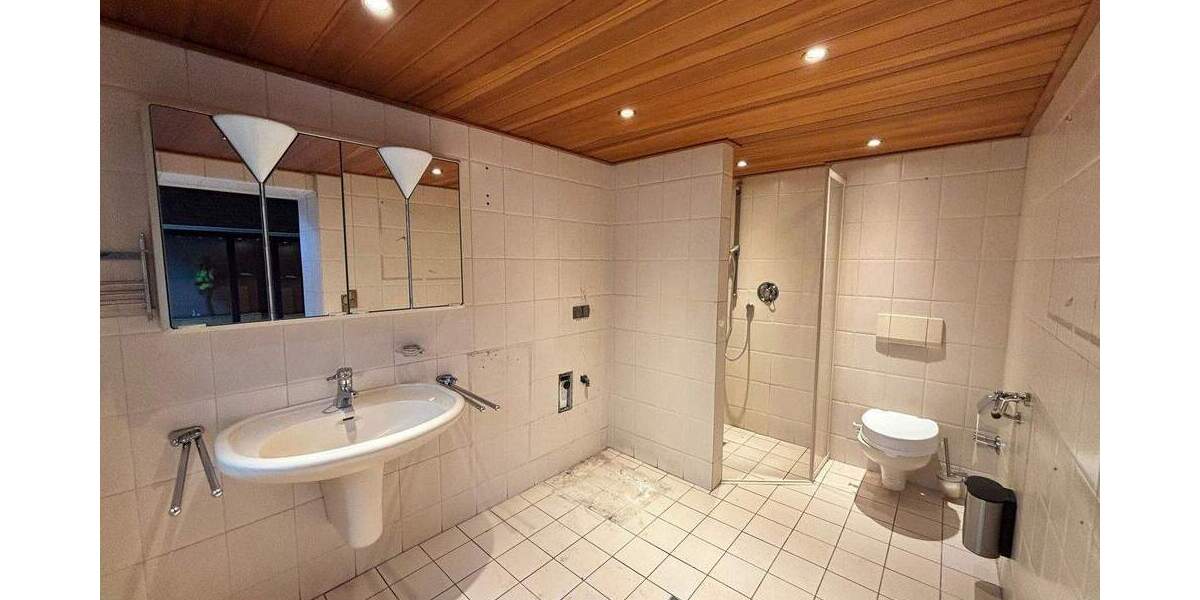 Mehrfamilienhaus, Wohnhaus Oberhausen Schwarze Heide - 1 Zimmer, 273 m&sup2;, 660.000&euro; | Angebot:24821763