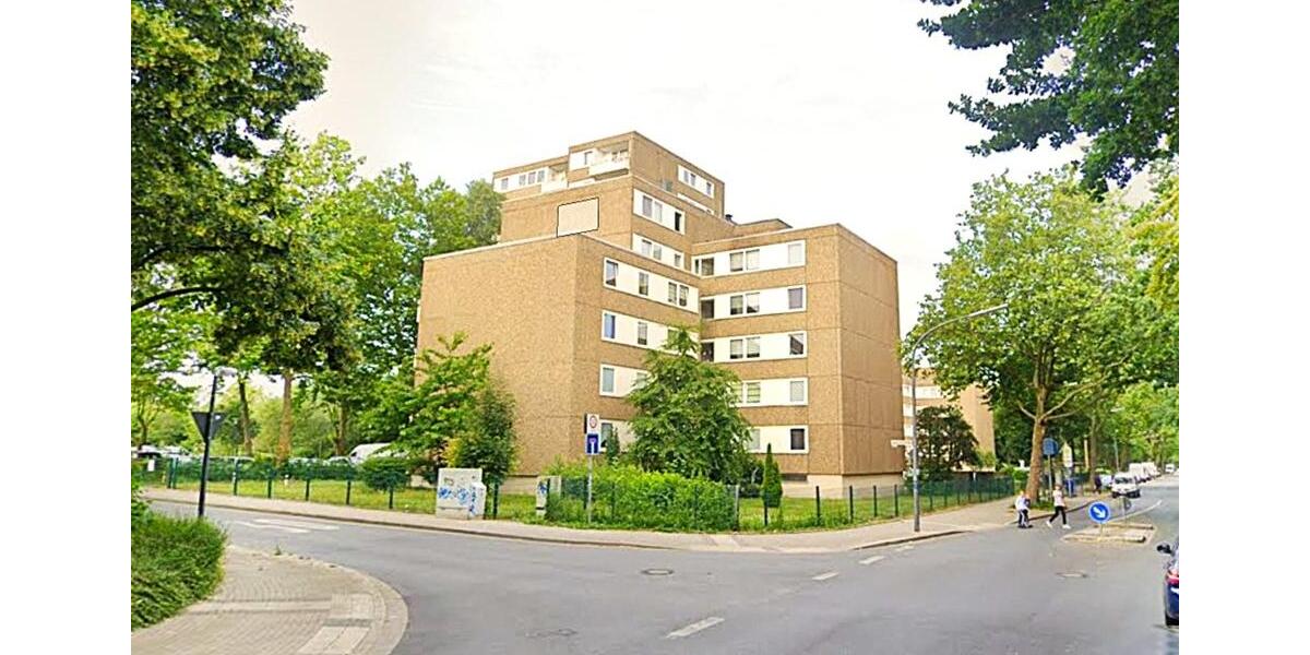 4-Zi-WHG 91 qm. mit Balkon & Tiefgarage - PROVISIONSFREI - zimmer