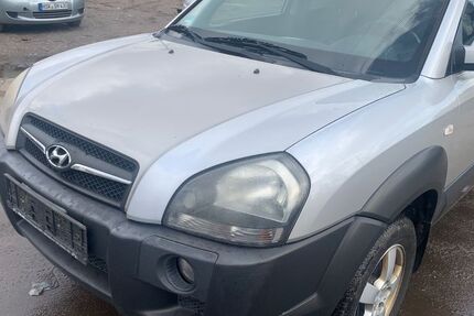 Hyundai TUCSON 286.000 km 1.650 &euro; Bottrop 46238