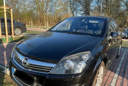 Opel Astra 199.000 km 2.599 € Recklinghausen 45657