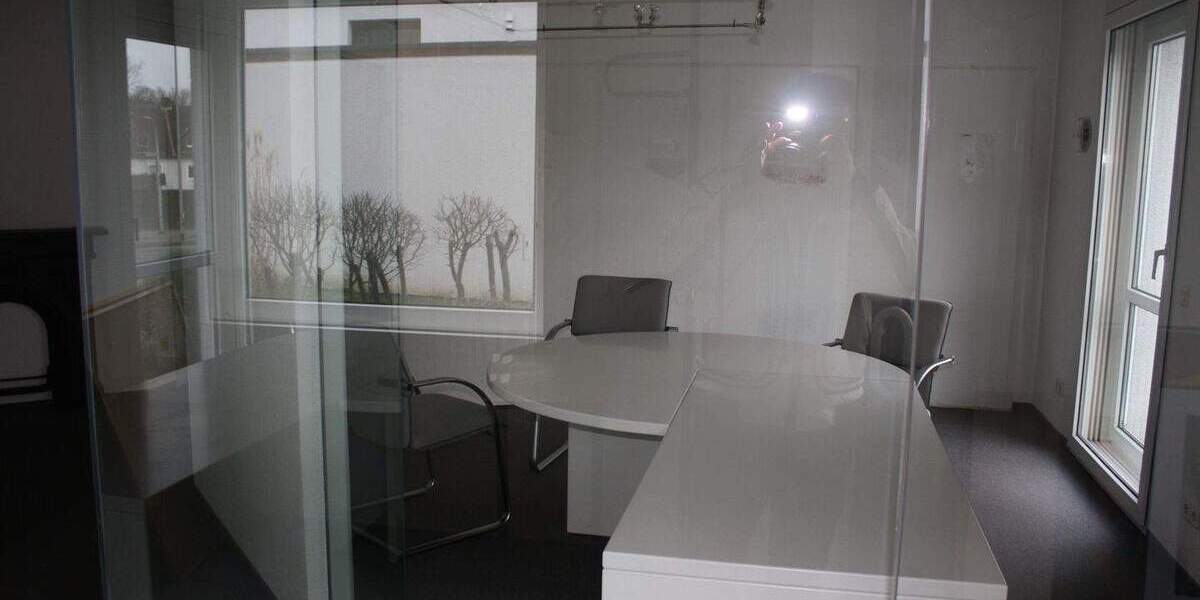 Gewerberäume in Herne-Sodingen mit Stellplätzen und Garage, eigenem Eingang 3 zimmer