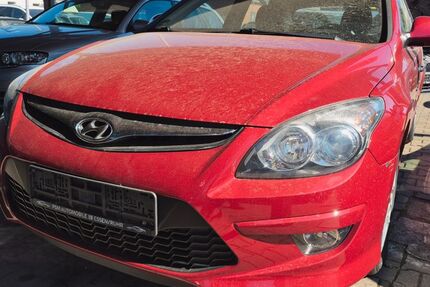 Hyundai i30 221.100 km 2.290 &euro; Essen 45326