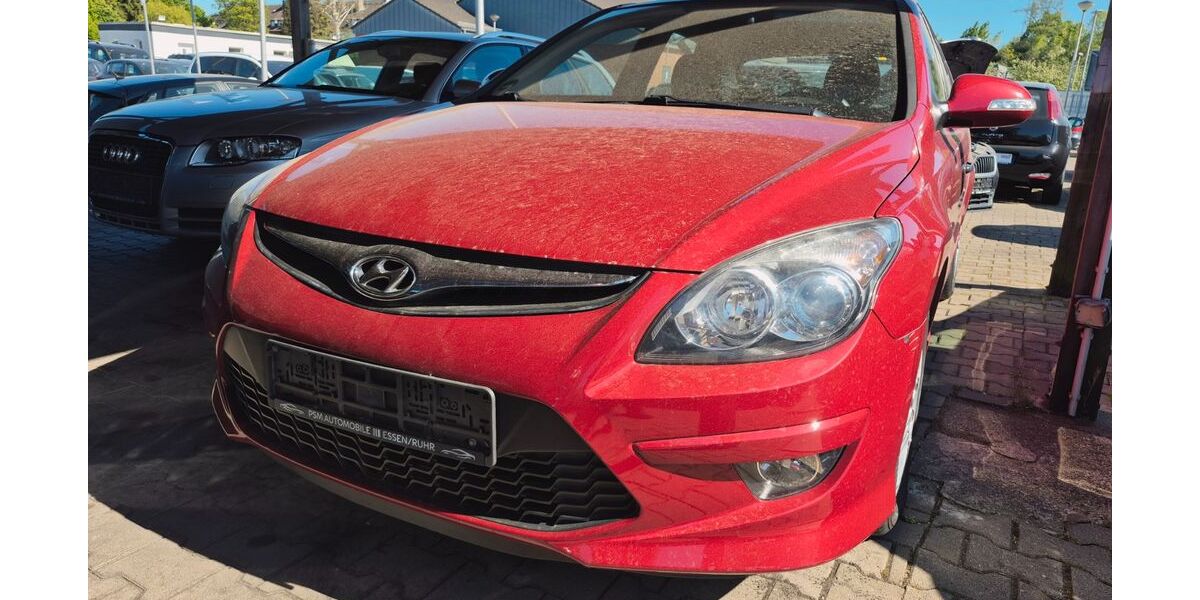 Hyundai i30 221.100 km 2.290 &euro; Essen 45326